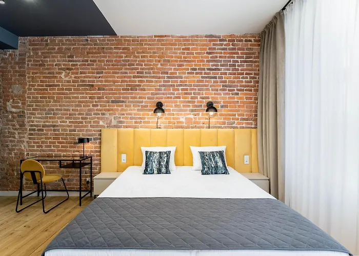 1898 Parkside Boutique Residence